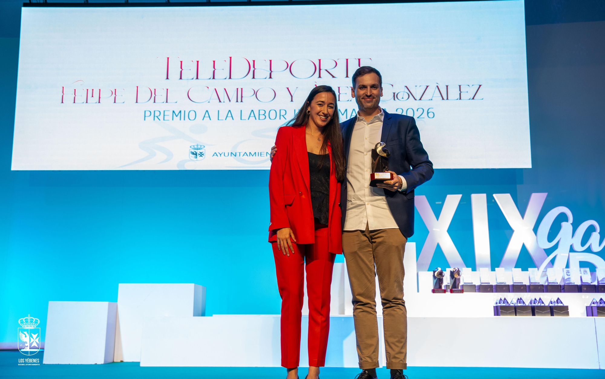 Álex González Argilés, director adjunto del canal Teledeporte, que recogió el premio en nombre de Felipe del Campo