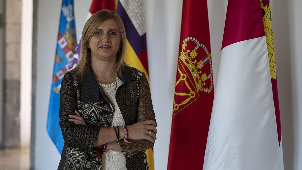 La portavoz parlamentaria del PSOE, Noelia Cobo. | JOAQUÍN GÓMEZ SASTRE