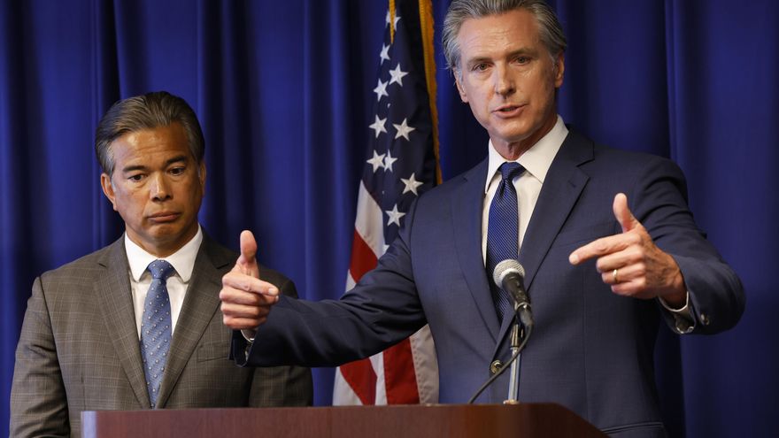 Gobernador de California advierte a Trump de no jugar con el mapa congresional de EE.UU.