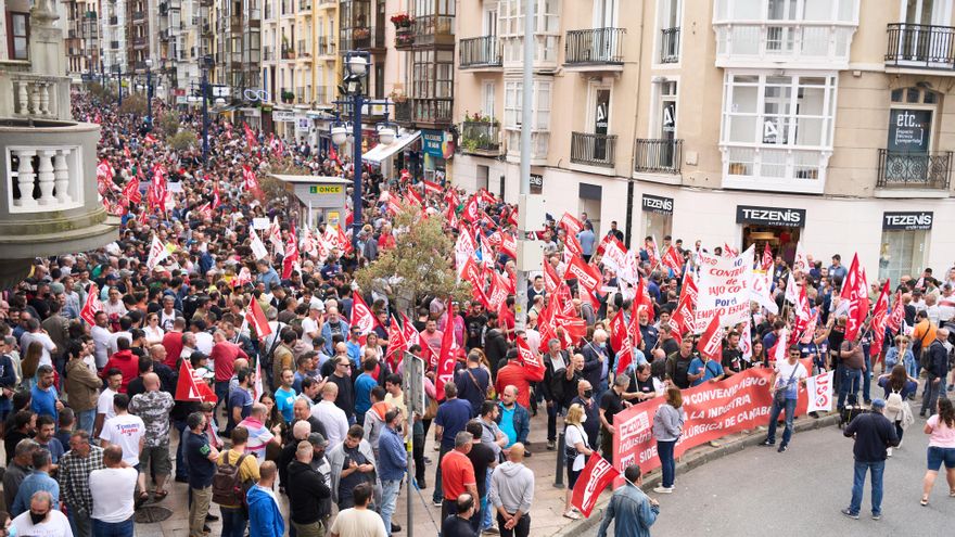 Archivo - Manifestación durante la huelga en el sector del metal en 2022