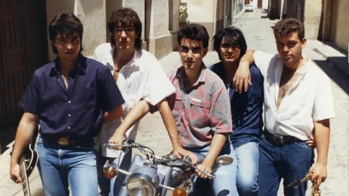 Los integrantes del grupo de los Mestizos, en una foto en los años ochenta.