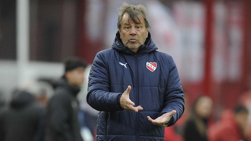 Ricardo Zielinski renunció como entrenador de Independiente