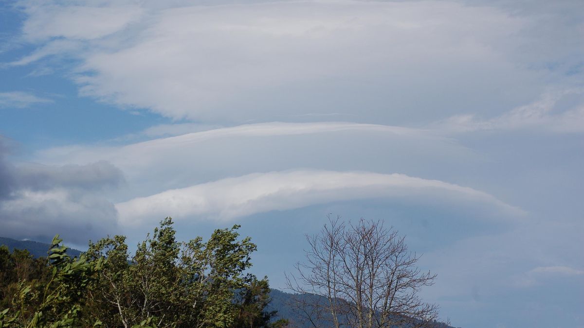 Imagen de archivo de nubosidad media y alta en La Palma.