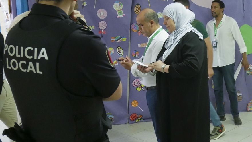 El PP aprovecha el caos del voto por correo en Melilla y se hace con la mayoría absoluta