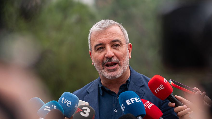 PSC y comuns, dispuestos a explorar un pacto de gobierno en Barcelona tras el 23J