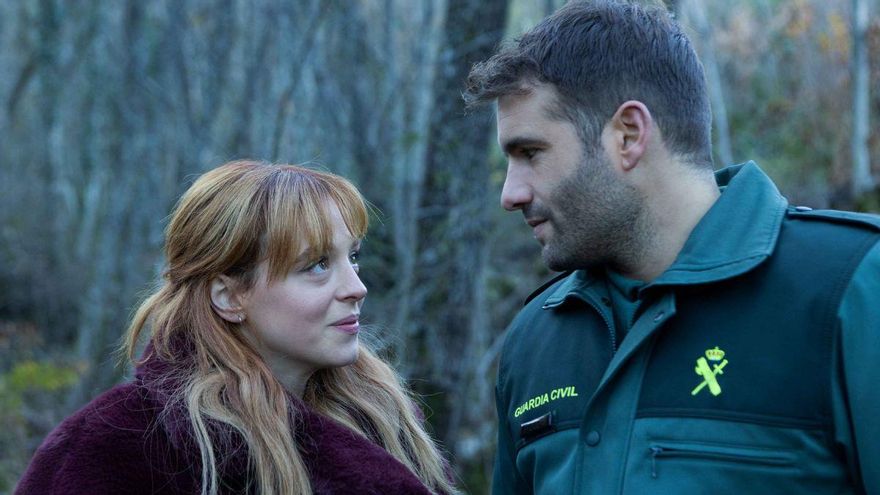 Netflix pone fecha de estreno y avanza imágenes de 'El cuco de cristal', su nueva serie de una novela de Javier Castillo