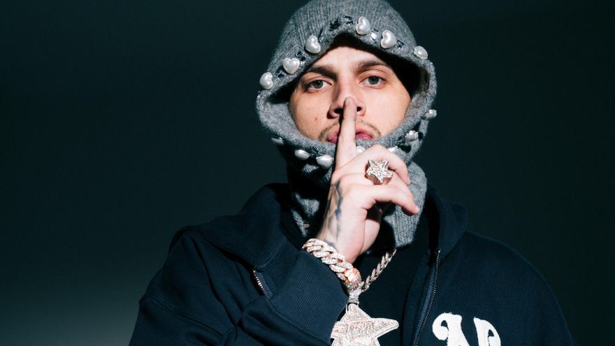 Dei V llega "bendecido" a España con el aval de Bad Bunny: Lo que estoy haciendo es grande