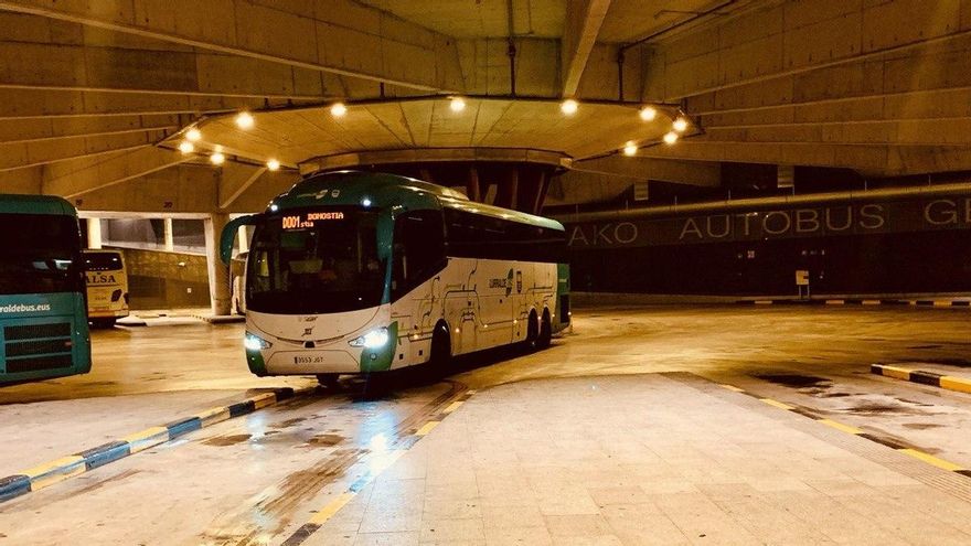 Goia reconoce que la estación de autobuses de Donostia "se ha quedado pequeña" y contempla ampliarla