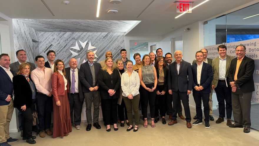 El viaje de Azcón a EEUU: cinco días con empresarios y la rectora de la Unizar para analizar los centros de datos