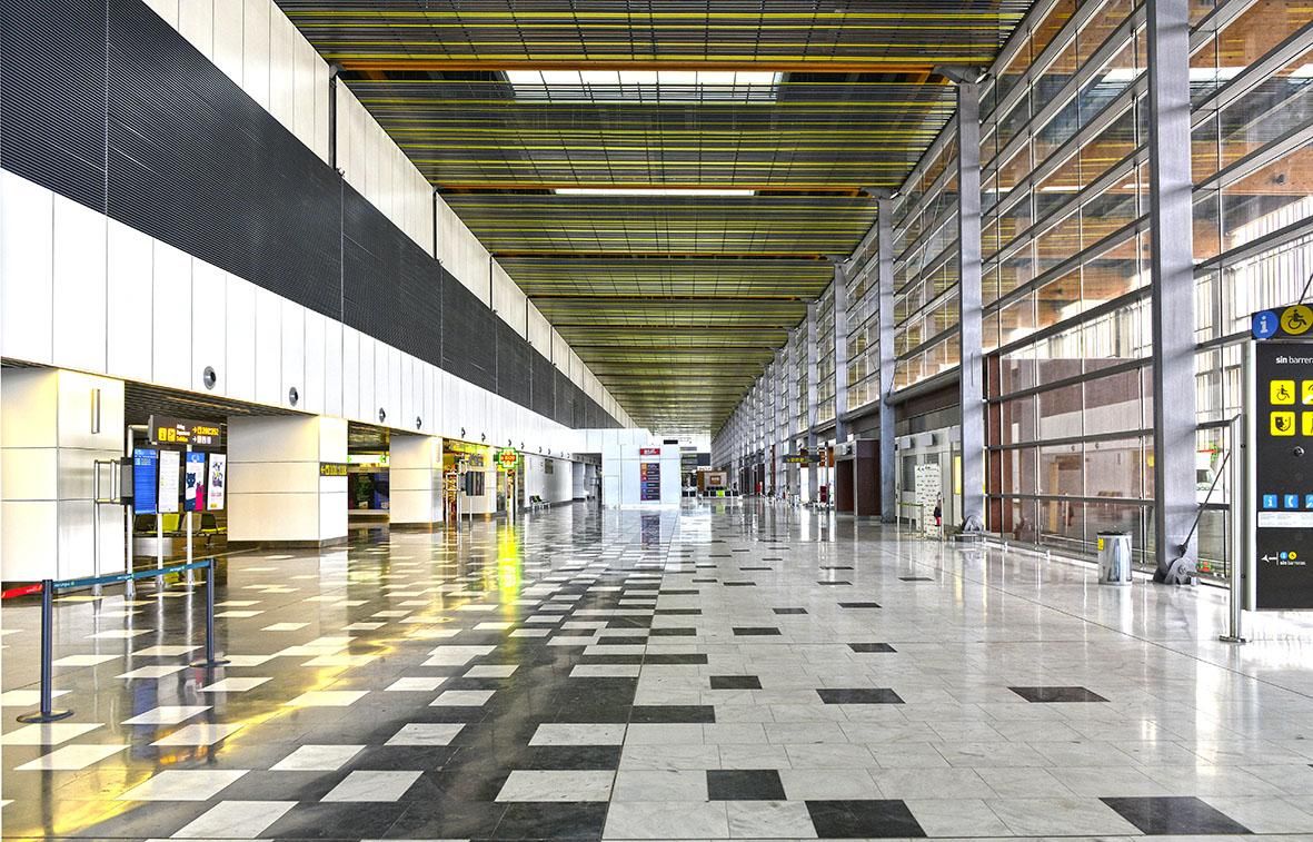 Aeropuerto de Gran Canaria vacío.