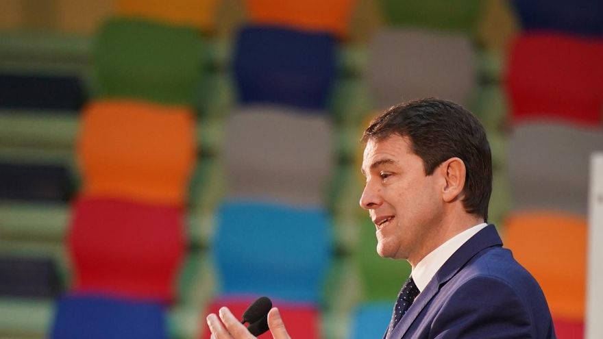 Mañueco mantiene las medidas contra el aborto de Vox, dice que no serán obligatorias pero no aclara su extensión