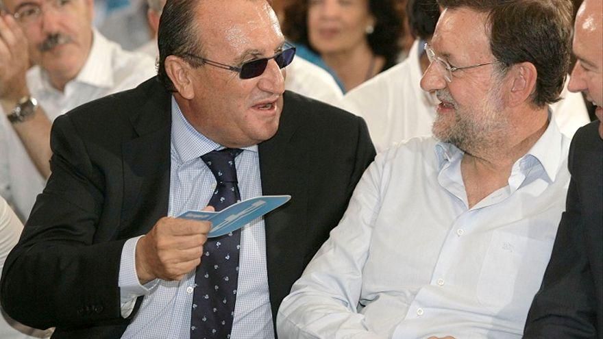Carlos Fabra y Mariano Rajoy en un mitin del PP en Castellón en 2009.
