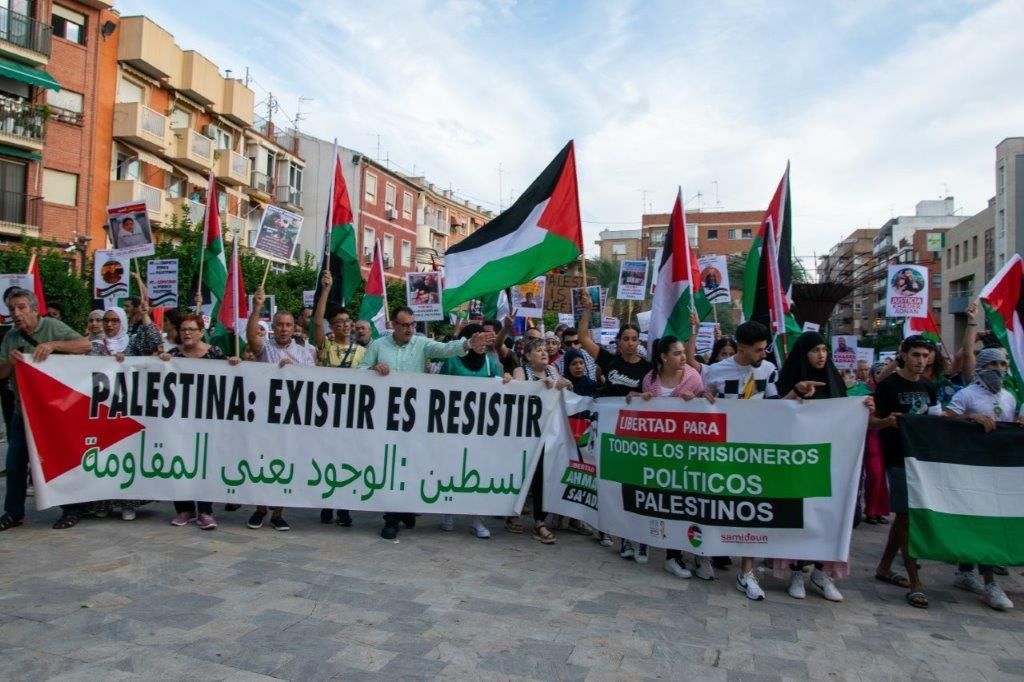Centenares de murcianos se manifiestan en apoyo a Palestina