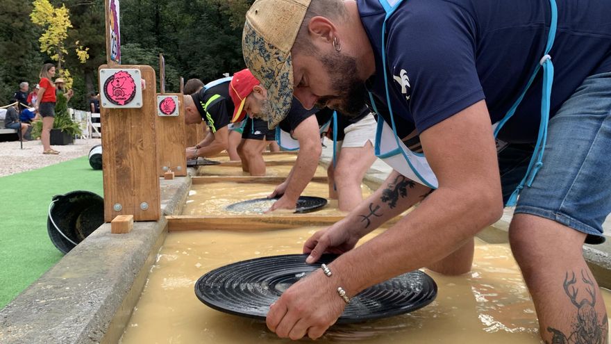 Vuelve la fiebre del oro: buscadores de 24 países en el mundial de bateo en Asturias