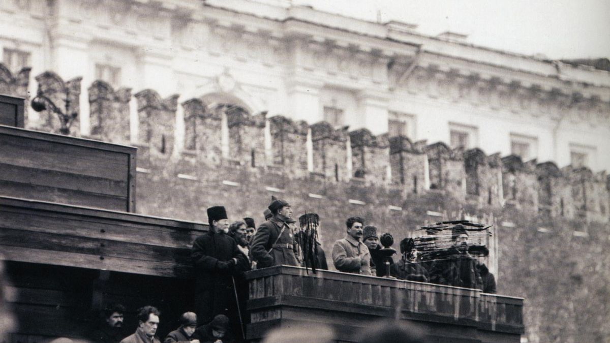 Entierro del comandante supremo del Ejército Rojo, Mijaíl V. Frunze