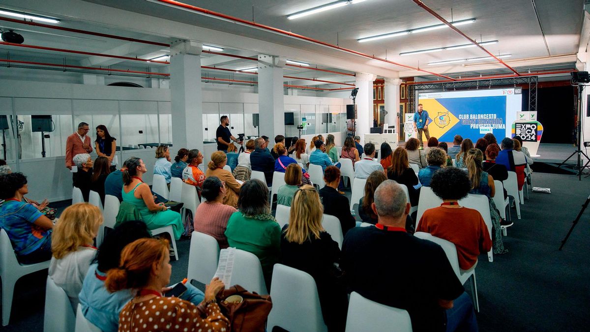 Charla impartida en la primera edición de Expodeca