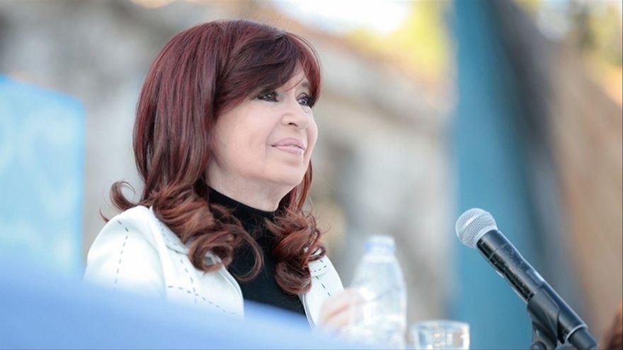 Sobreseyeron a Cristina Fernández, Florencia y Máximo Kirchner, Lázaro Báez y Cristóbal López en el caso Hotesur-Los Sauces
