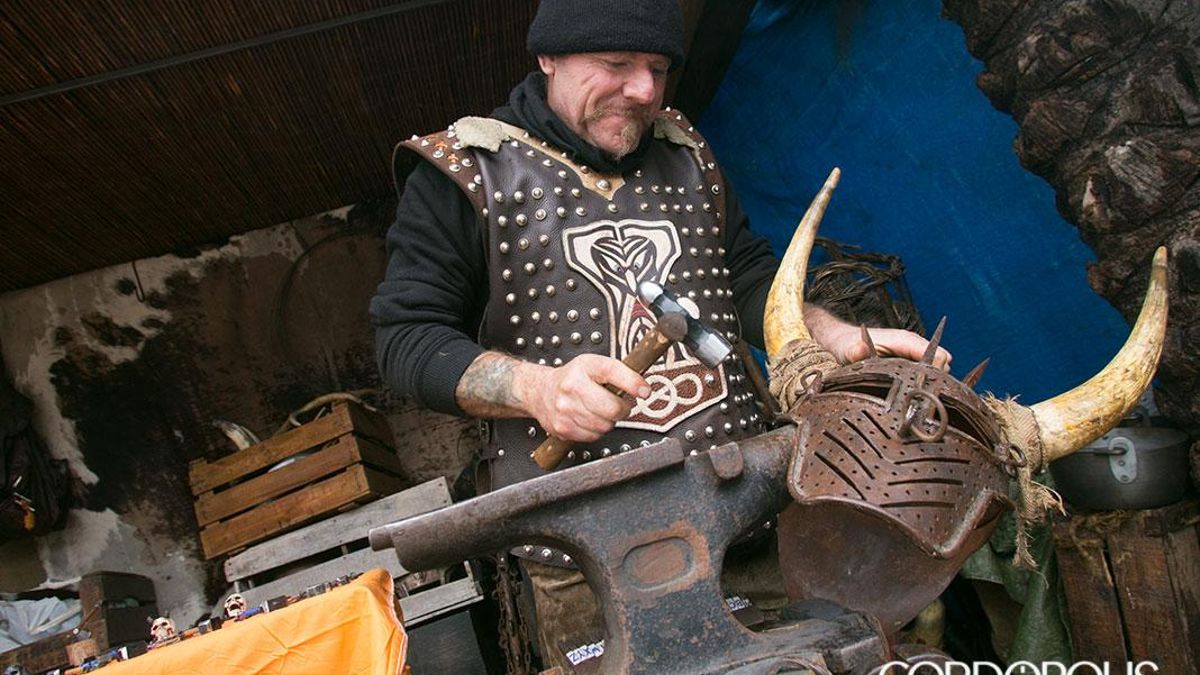 Un viaje al pasado con el mercado medieval en La Almedina de Baena