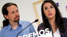 Pablo Iglesias e Irene Montero buscan el respaldo de las bases para zanjar la crisis de su casa