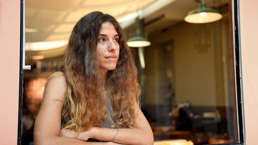 Rita Puig-Serra, autora de 'Anatomía de una Ostra', durante la entrevista