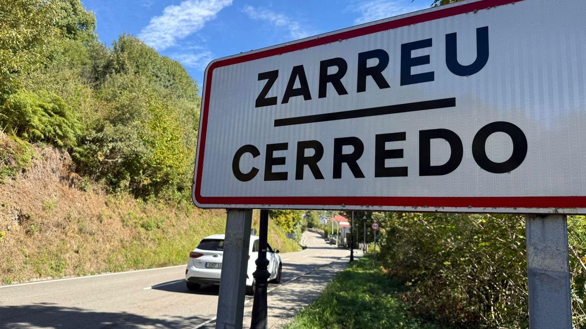 Entrada al pueblo de Zarréu.