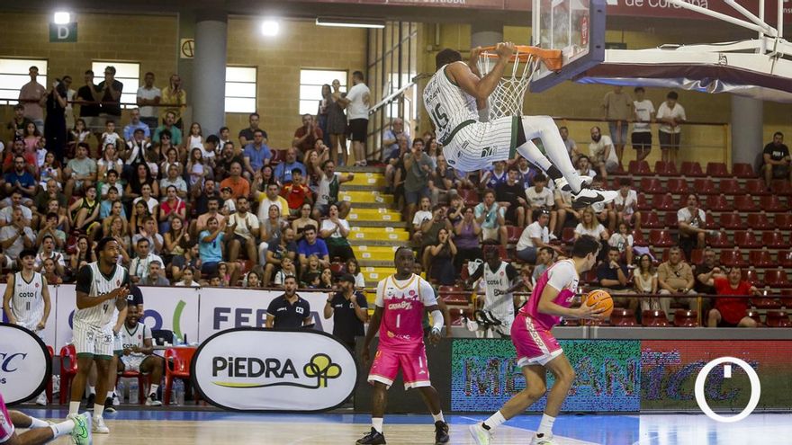 El Coto Córdoba CB doblega al Caja87 y sigue ilusionando