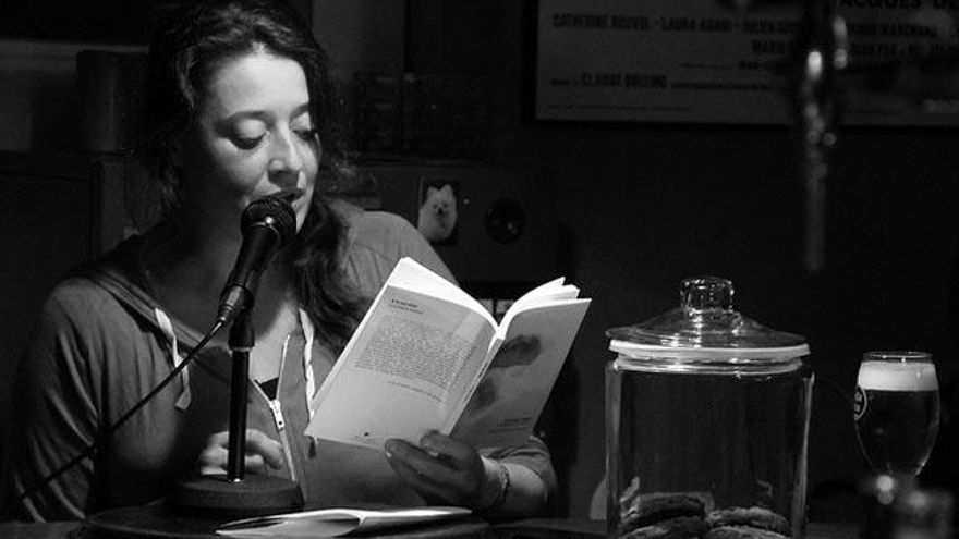 El ágora de la Poesía despide a una de sus impulsoras: fallece Sandra Sánchez García