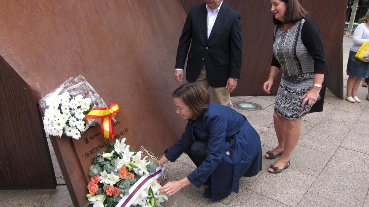 Logroño recuerda a Miguel Angel Blanco, a las víctimas del terrorismo "y a sus familias que nos enseñaron a ser fuertes"