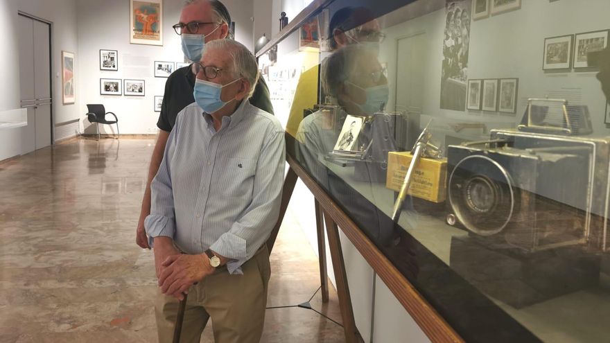 Los Vidal, padre e hijo, en la muestra de La Nau de la Universitat de València.
