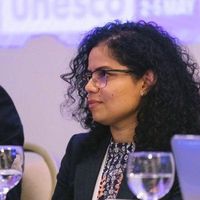 avatar de Julia Gavarrete