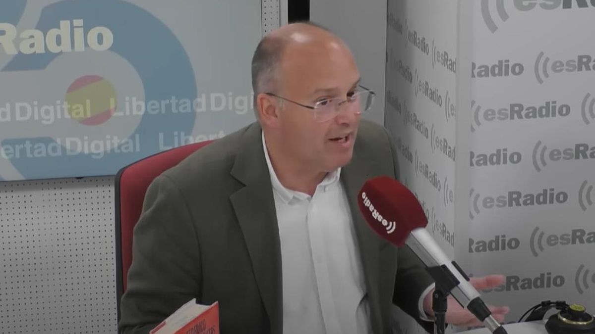 Miguel Tellado en un momento de la entrevista con EsRadio.