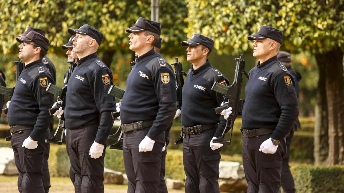 Celebración del acto de Policía Nacional con motivo del 202º aniversario de su fundación