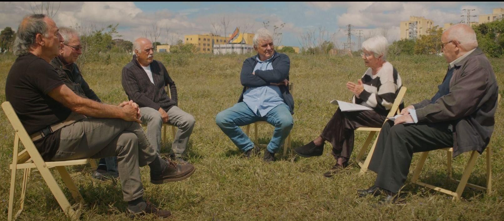 Los seis ex presos participantes en el documental