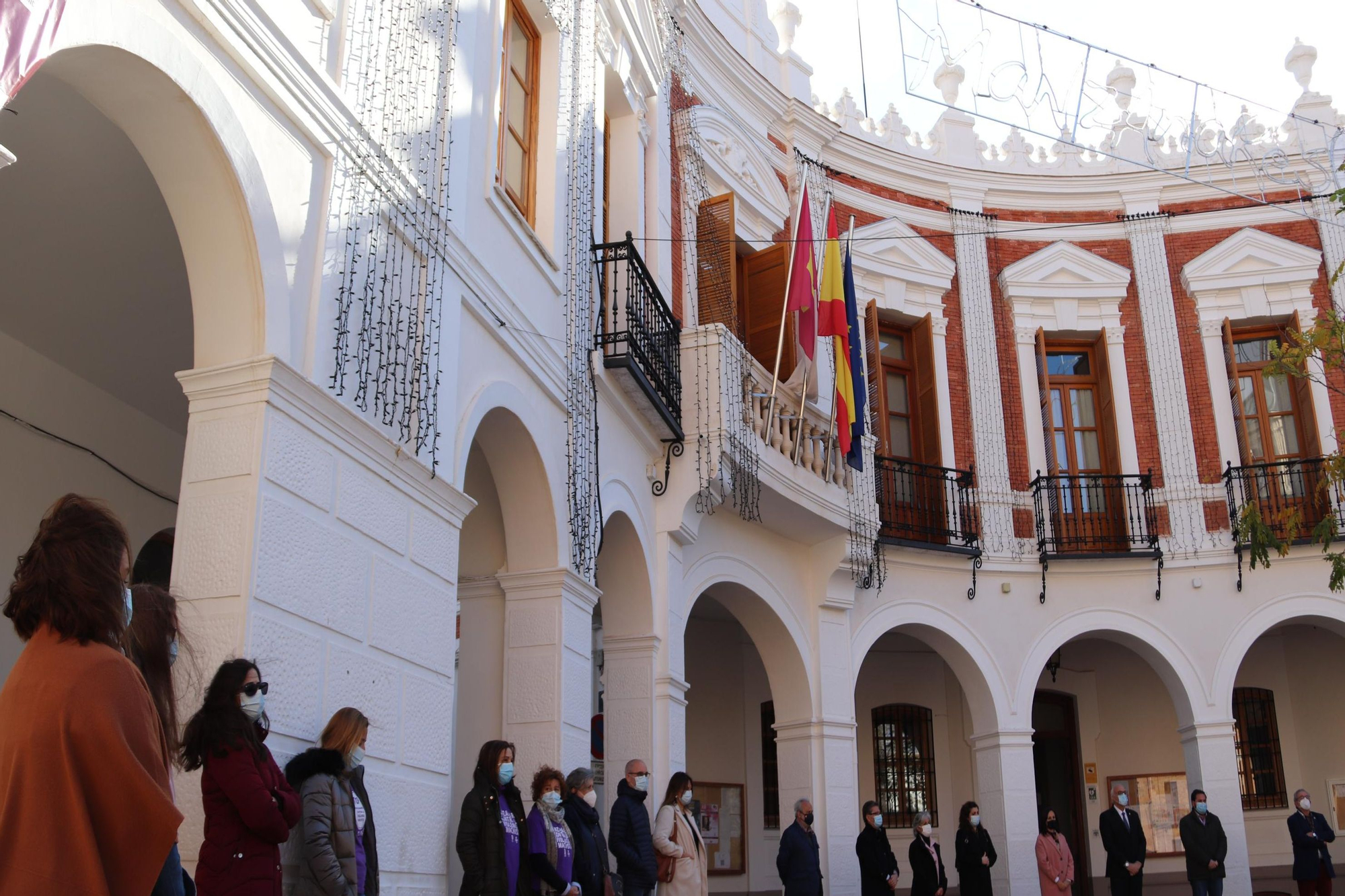 Minuto de silencio en el Ayuntamiento de Manzanares, Ciudad Real