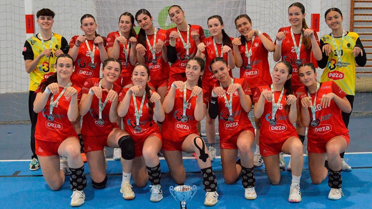 El Smurfit Westrock CBM se proclama subcampeón andaluz cadete femenino
