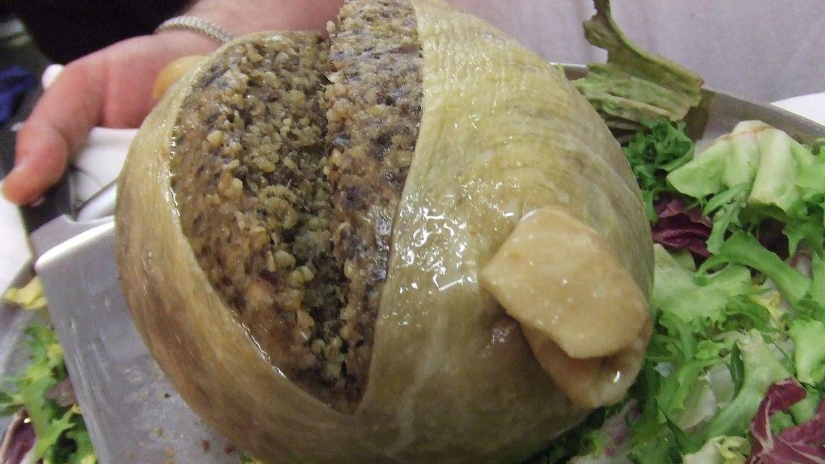 El plato nacional de Escocia que antes se cocinaba dentro de un estómago de oveja