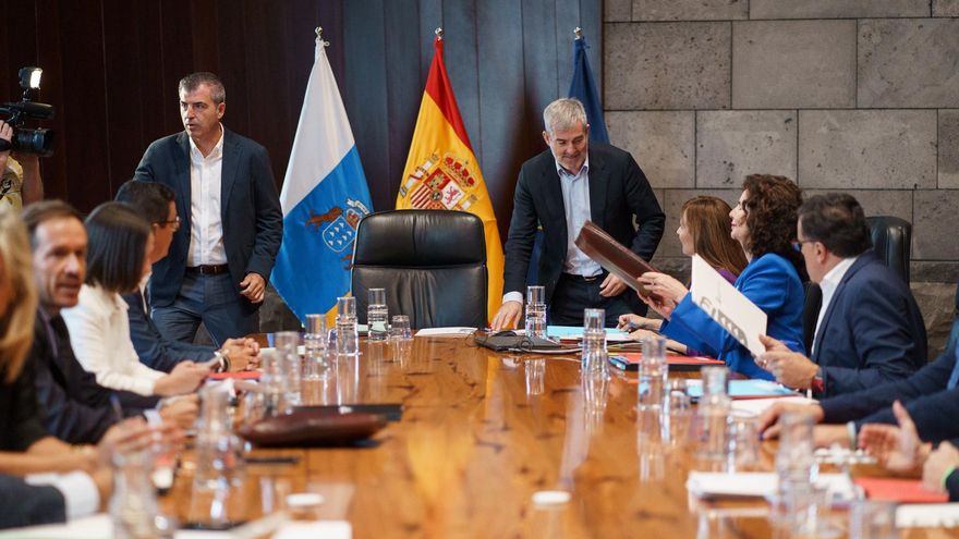 El Gobierno de CC-PP pretende impulsar una norma para el alquiler vacacional mientras rechaza la ley estatal de vivienda