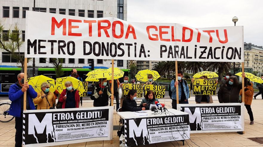 El movimiento vecinal Satorralaia exige la paralización del Metro en Donostia