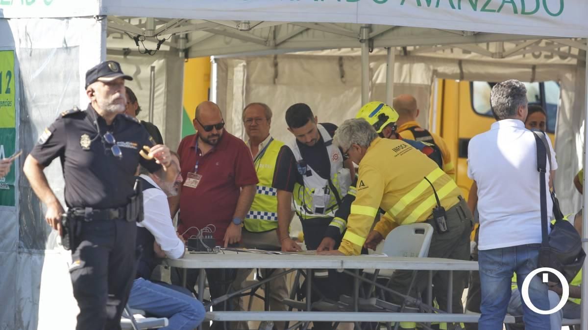El Puesto de Mando Avanzado contra el incendio de Córdoba, en imágenes