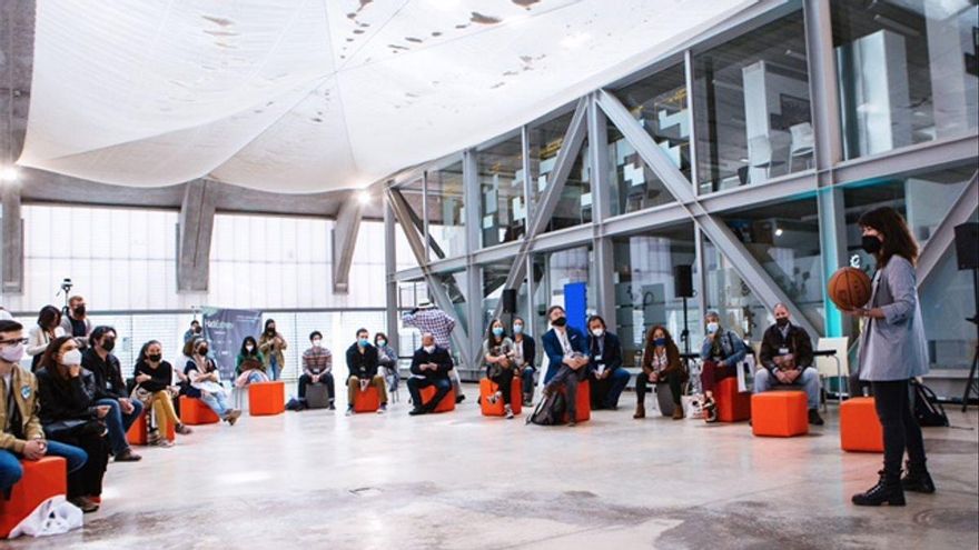 Participantes del movimiento HackExtrem, que se suma a la iniciativa europea de la Nueva Bauhaus.