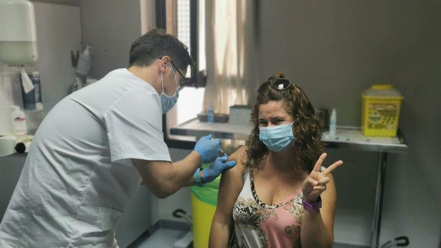 Sanidad organiza una jornada de vacunación sin cita para los residentes en Puntagorda, Garafía y Tijarafe mayores de 30 años