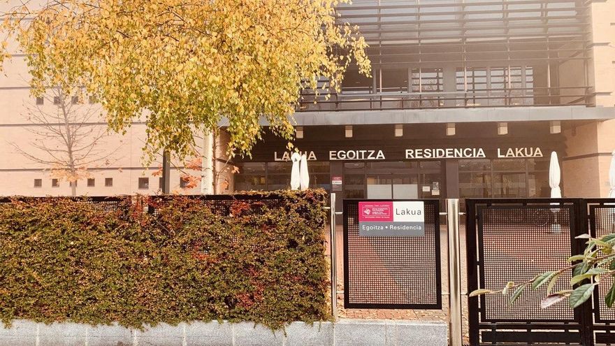 Entrada de la residencia de Lakua de Vitoria