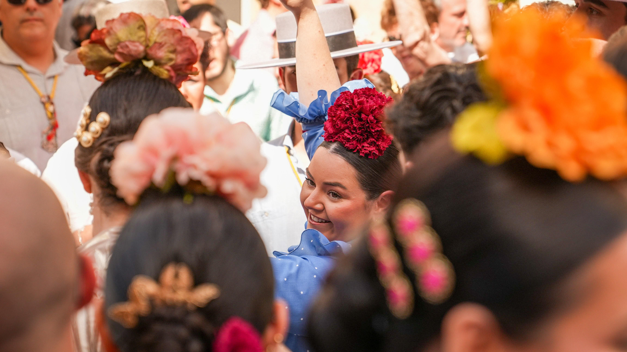 Córdoba inicia su camino hacia El Rocío entre emoción y tradición