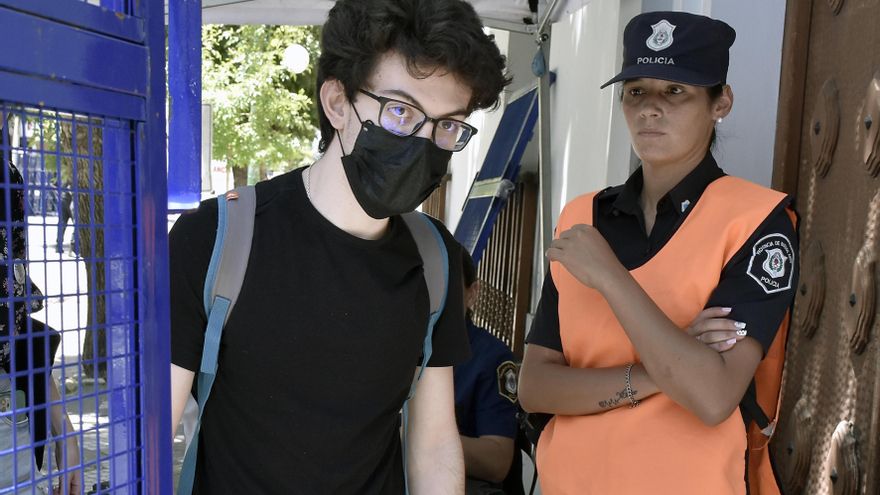 Un amigo de Fernando Báez Sosa identificó en su declaración a dos de los rugbiers que lo agredieron