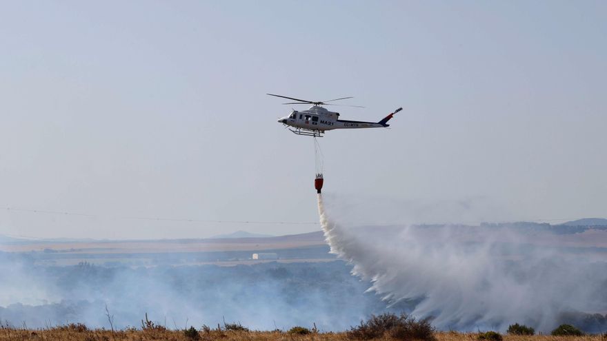 Estabilizado el incendio forestal declarado en la pedanía de Facinas, en Tarifa (Cádiz)