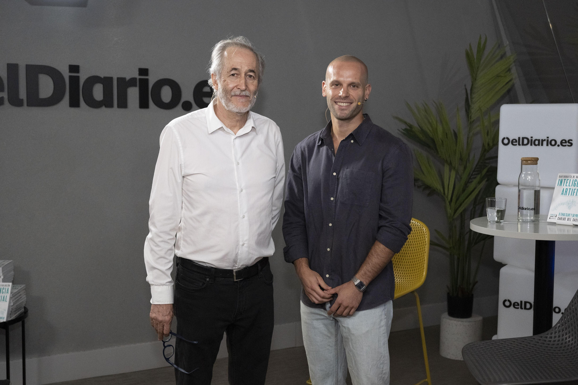 Carlos del Castillo presenta ‘Inteligencia artificial: cartografía de una revolución’, en imágenes
