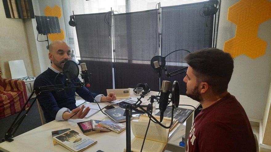 Manu Lamprea  y José León, creadores del podcast 'Sacra Conversazione': "La Semana Santa de Sevilla es la vida misma, es un punto de encuentro"
