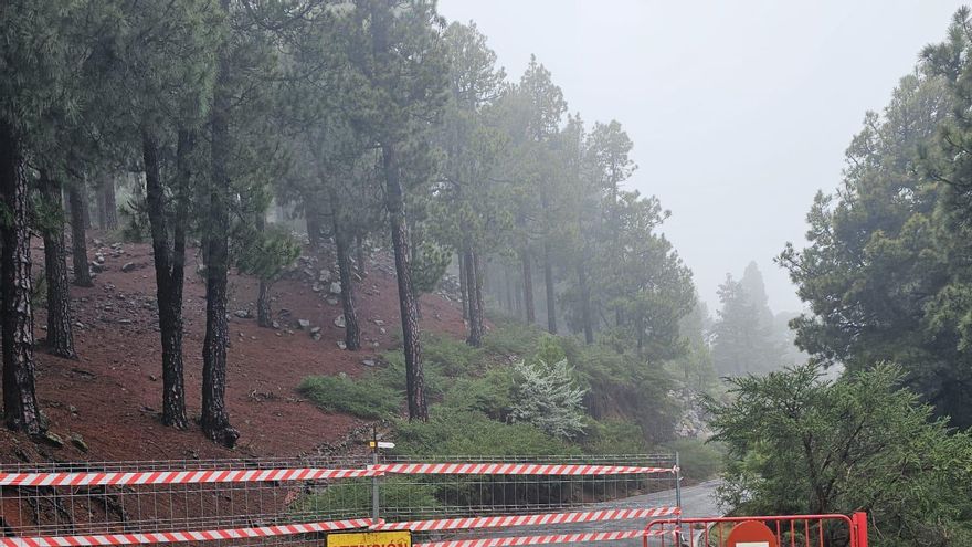 Las placas de hielo y los desprendimientos obligan a mantener cerrado el acceso al Roque por Mirca