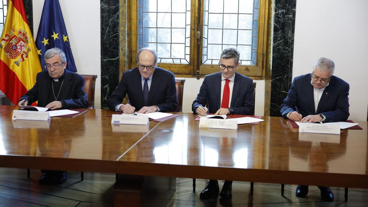 El Gobierno y la Iglesia firman un pacto para reparar a las víctimas de pederastia: ''Es el principio del fin de tanto horror''