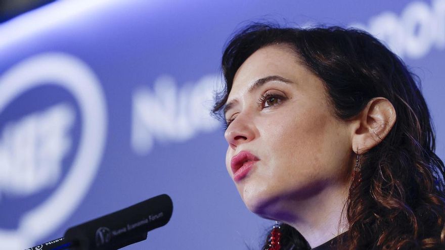 Isabel Díaz Ayuso, presidenta de la Comunidad de Madrid, es la encargada de la presentación de la cabeza de lista del PP a las elecciones al Parlamento Europeo, Dolors Montserrat